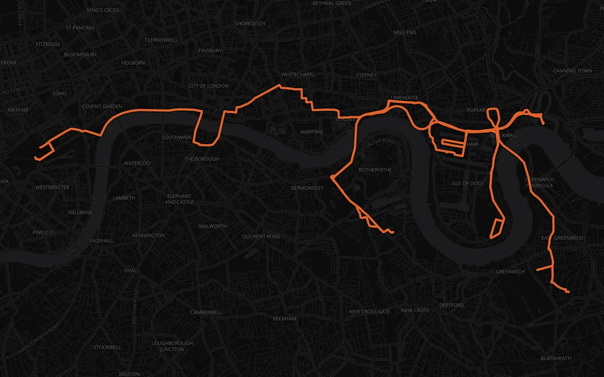 London Marathon course map, Greenwich to The Mall, dark mode